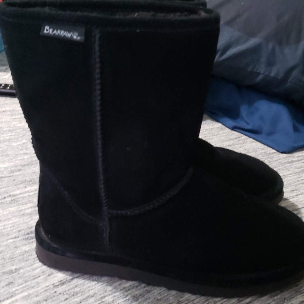 Black Bearpaw boots